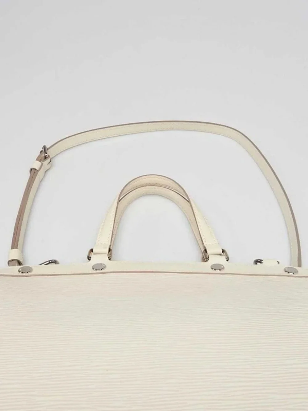 Louis Vuitton Ivorie Epi Leather Brea MM Bag